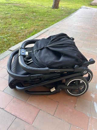 Cybex Eezy S+ Plus Negra