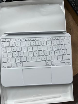 Apple Magic Keyboard Folio para el iPad #6GXNW3
