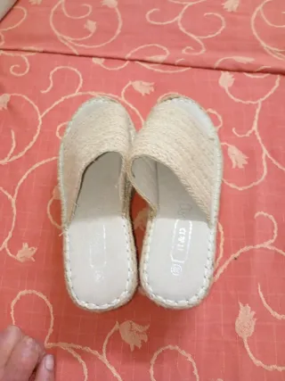 Sandalias esparto plataforma beige