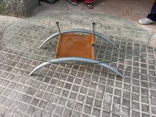 Mesa de centro ovalada cristal y metal