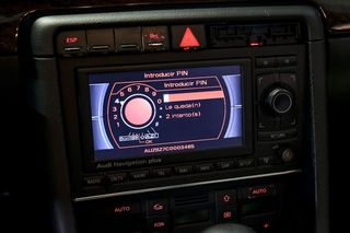 Audi S4   4.2 quattro tiptronic