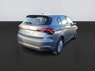 Fiat Tipo   HB Life 1.6 Mjet Diesel 95kW (130CV)