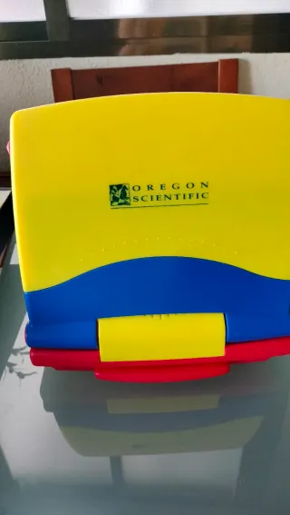 Ordenador infantil Oregon Scientific