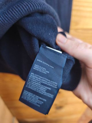 Jersey Tommy Hilfiger Color Azul Talla XL.