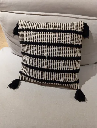 Funda Cojín 45x45 cm Negro y Beige