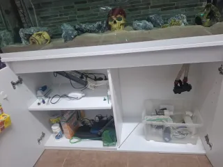 Acuario con mueble blanco 250 litros