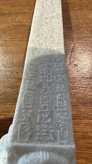 Figuras Egipcias: Faraón y Obelisco