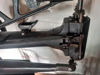 Máquina de coser Adler para zapatos y cuero