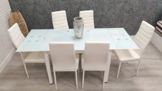 Mesa extensible cristal con 4 sillas
