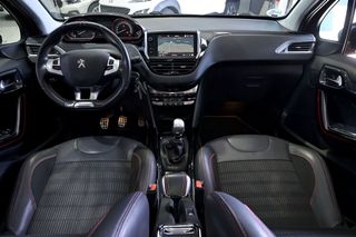 Peugeot 2008   GT Line 1.6 BlueHDi 88KW 120CV SS