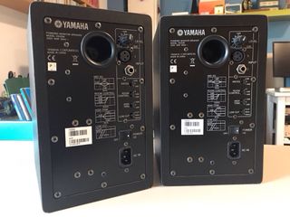 Coppia di monitor da studio Yamaha HS5