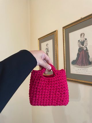 Borsa uncinetto fatta a mano color fragola