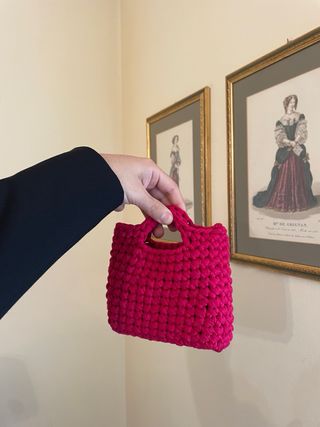 Borsa uncinetto fatta a mano color fragola