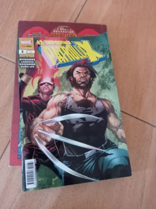 varios comics super héroes