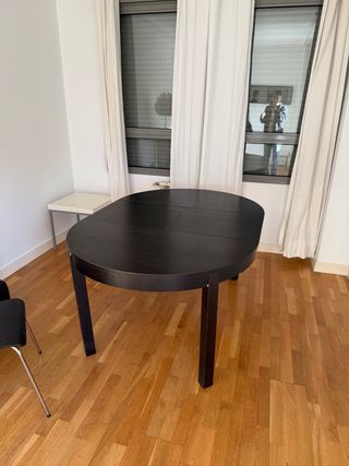 Mesa redonda extensible madera oscura