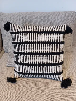 Funda Cojín 45x45cm Negro y Blanco