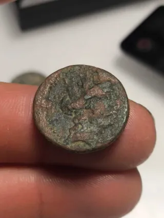 Moneda Romana Cilicia Aegeae Antigua