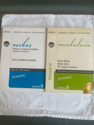 Español, Idioma extranjero, varios libros