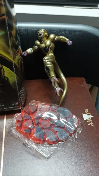 2 Figuras Dragon Ball Goku y Freezer