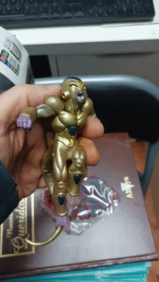 2 Figuras Dragon Ball Goku y Freezer