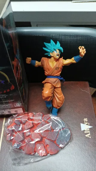 2 Figuras Dragon Ball Goku y Freezer