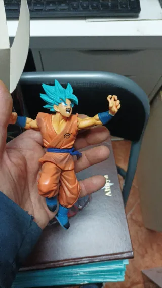 2 Figuras Dragon Ball Goku y Freezer