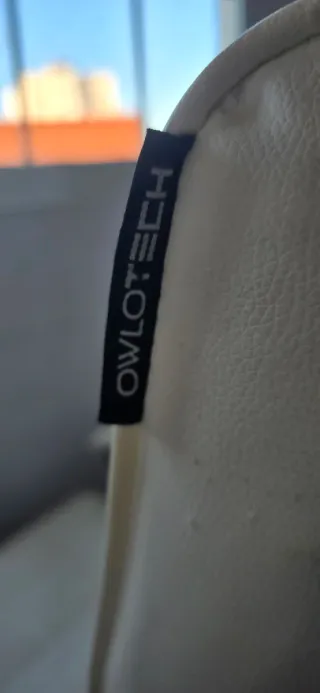 Silla giratoria blanca Owlotech