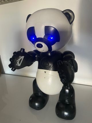 WowWee RoboPanda Robot Interactivo