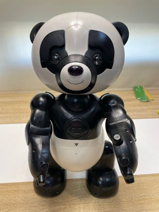 WowWee RoboPanda Robot Interactivo