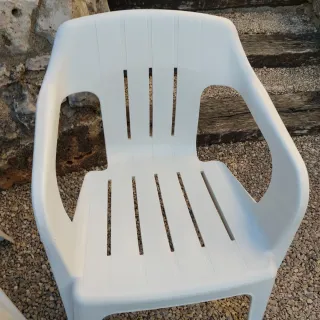 3 Sillas de Jardín Blancas con Cojines