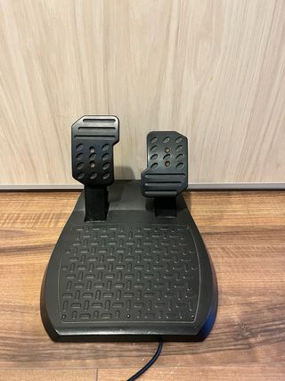 Volante Thrustmaster T150 PS4