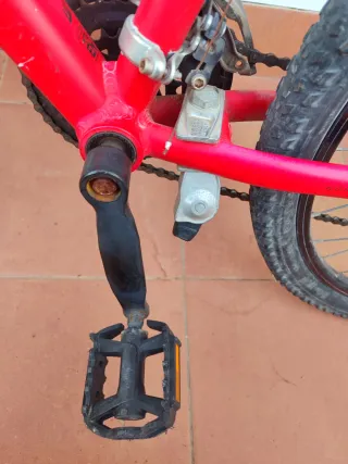 Bicicleta WRC Talla 24 para arreglar