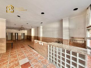 Local comercial en venta en El Cabanyal- El Canyamelar en Valencia