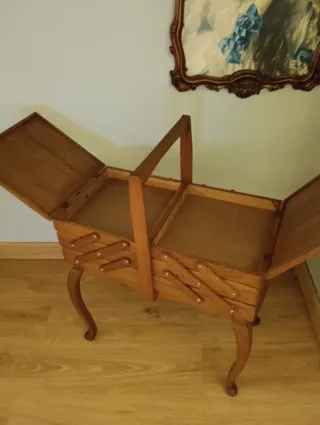 Costurero Francés Vintage