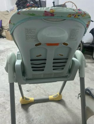 Trona de bebé con bandeja y funda