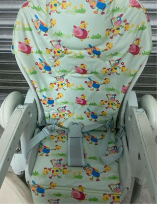 Trona de bebé con bandeja y funda