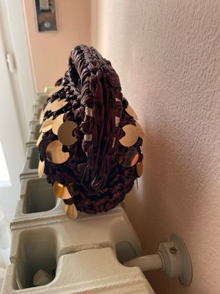 Borsa uncinetto marrone bronzo e oro paillettes