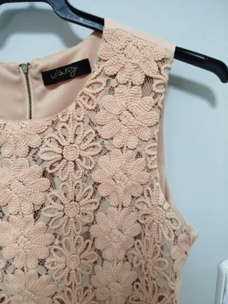 Vestido rosa bordado floral talla L