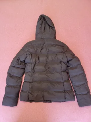 Abrigo corto mujer negro