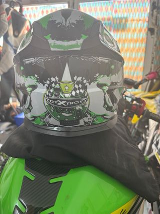 Casco Motocross Niño nuevo Verde y Negro