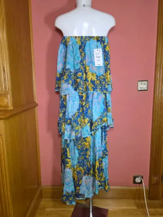 Vestido Zara palabra de honor floral