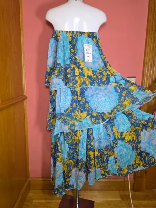 Vestido Zara palabra de honor floral