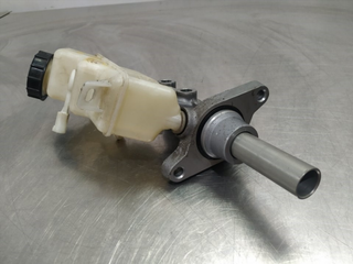 BOMBA FRENO TOYOTA YARIS (KSP1/NLP1/NSP1)