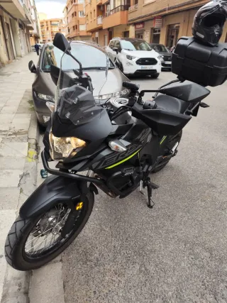 Kawasaki Versys 300 Adventure Negra 6600km