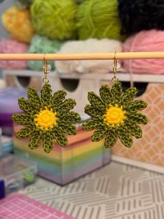 Pendientes Margarita Crochet Amarillo