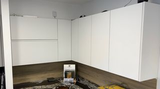 Muebles blancos de cocina.