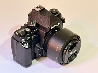 Nikon Df Negra +Nikkor 50mm f/1.8G Special Edition