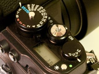 Nikon Df Negra +Nikkor 50mm f/1.8G Special Edition