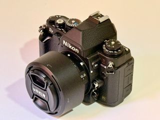 Nikon Df Negra +Nikkor 50mm f/1.8G Special Edition