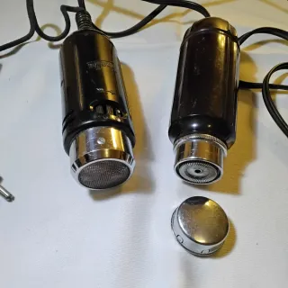 2 antichi rasoi in bachelite